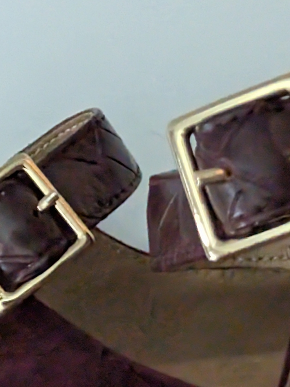 Giani Bernini Burgundy Suede Mary Jane Heels with Croc-Trim Strap Size 6M - Picture 12 of 12